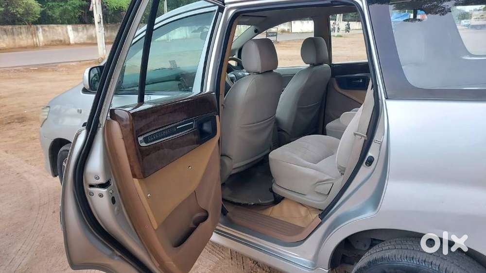 Toyota Innova 2.5 G (diesel) 7 Seater, 2012, Diesel