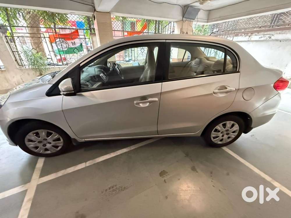 Honda Amaze 2016 Petrol Well Maintained