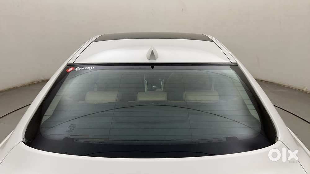 Jaguar Xe Prestige, 2016, Petrol