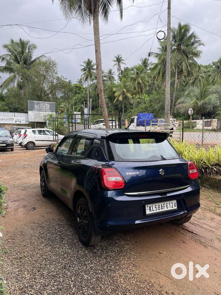 Maruti Suzuki Swift Vxi, 2022, Petrol