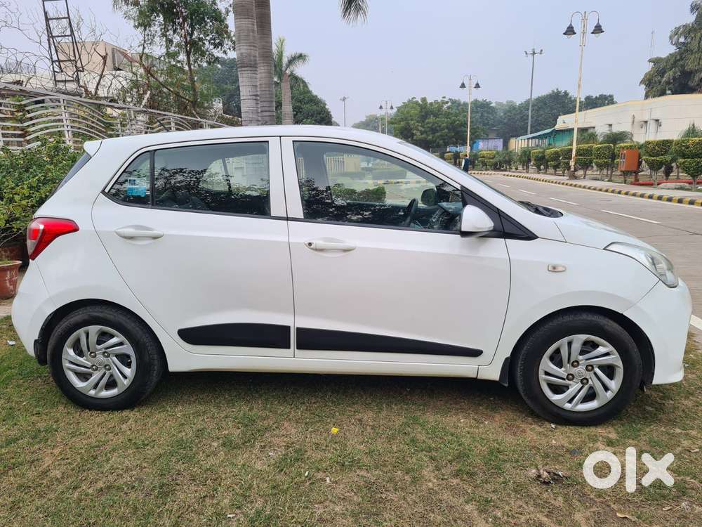 Hyundai Grand I10 Sportz Cng, 2017, Cng & Hybrids