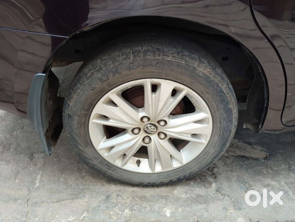 Toyota Innova Crysta 2.8 Zx At, 2016, Diesel