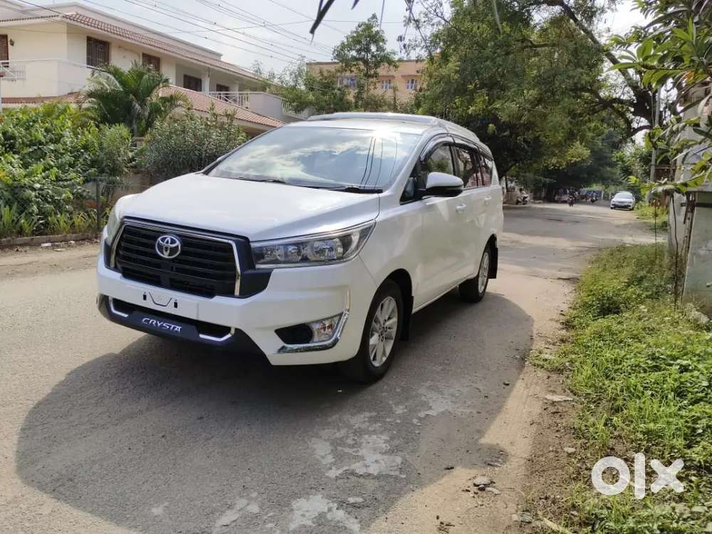 Toyota Innova Crysta 2017 Diesel 190000 Km Driven