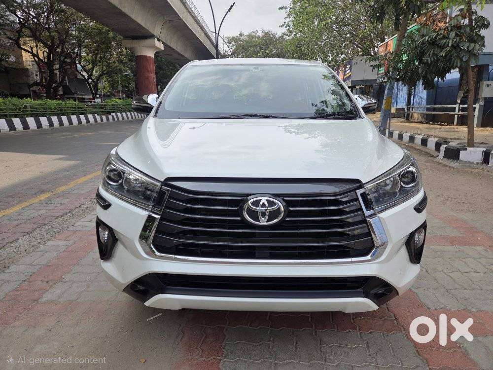 Toyota Innova Crysta 2.4 V 7 Str, 2022, Diesel