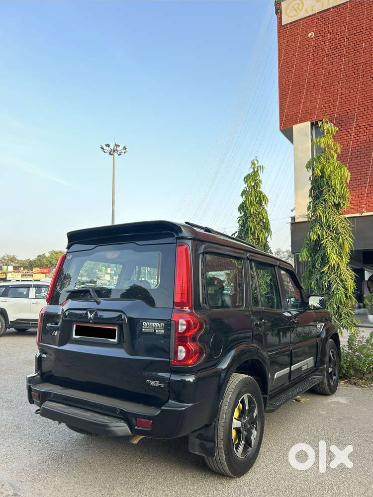 Mahindra Scorpio Classic 2.2 S 11 Mt 7 Str, 2022, Diesel