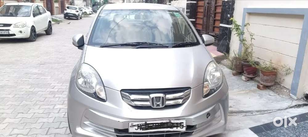 Honda Amaze Petrol 2016