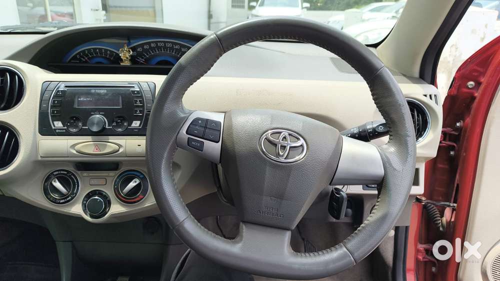 Toyota Etios 1.5 Vx, 2015, Petrol