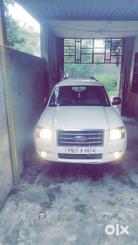 Ford Endeavour 2009 172000 Km Driven