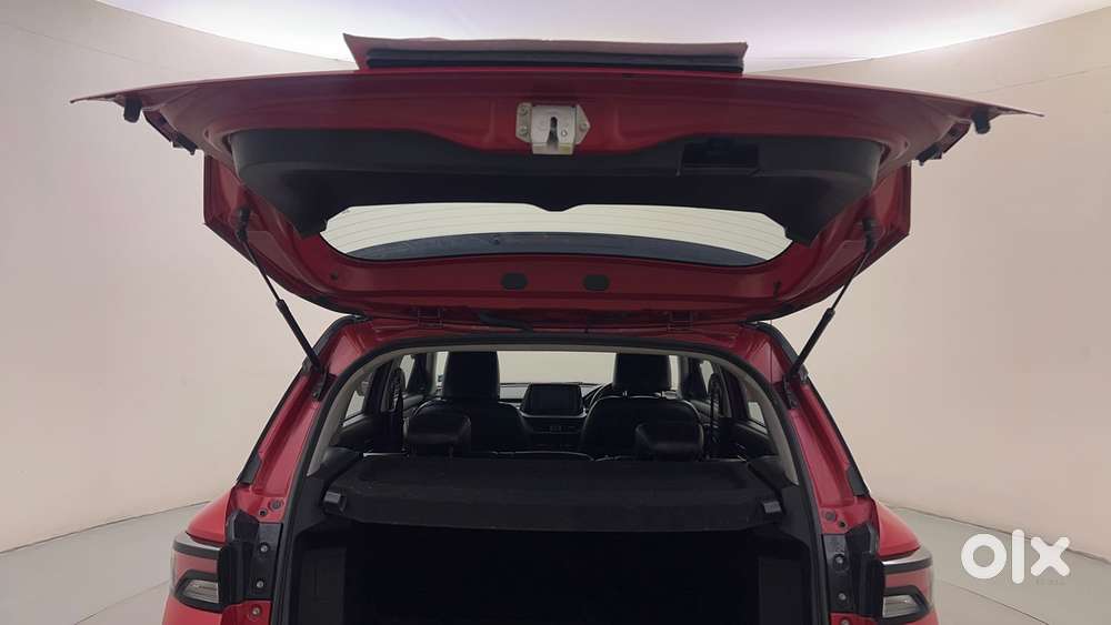 Maruti Suzuki Vitara Brezza 1.5 Zxi Plus At Dual Tone, 2023, Petrol