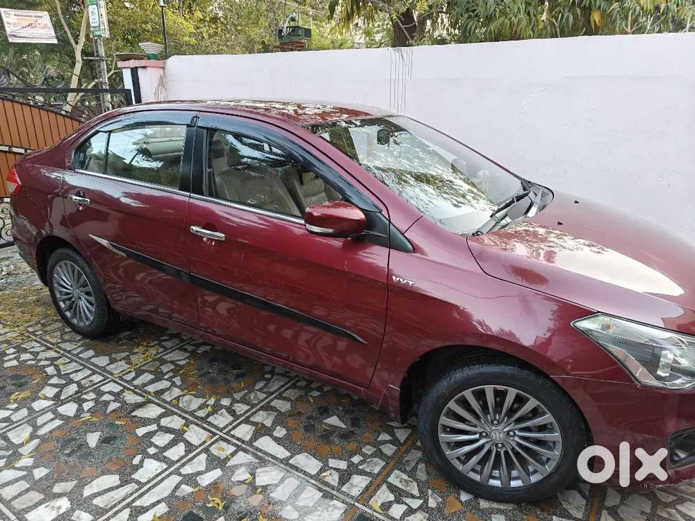 Shining Red Ciaz Zxi Plus Well Maintained Single Hand Driven