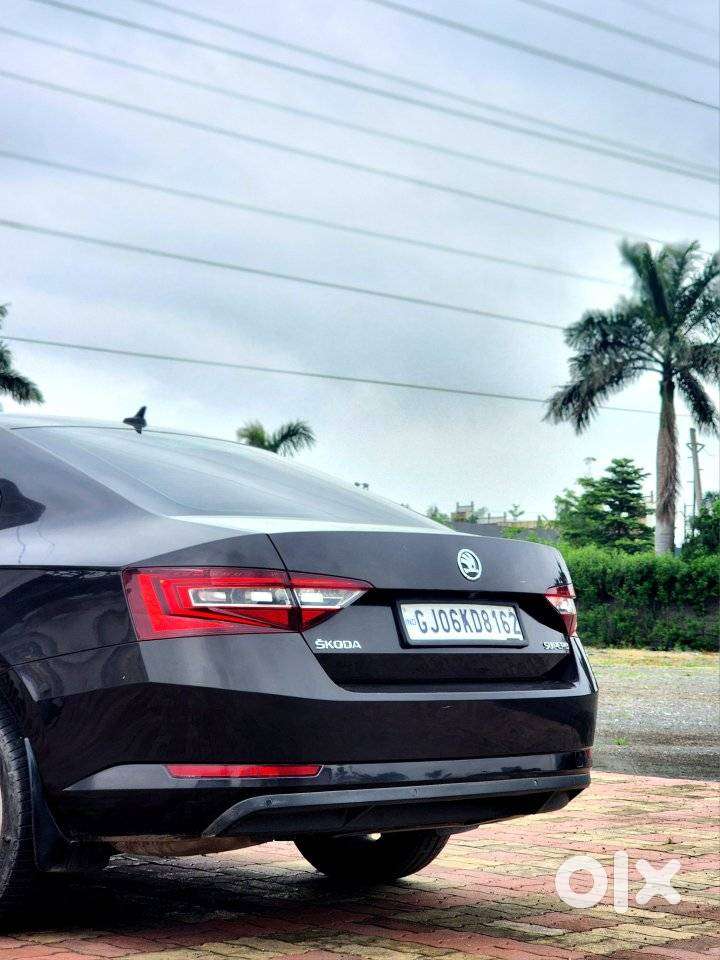 Skoda Superb Lk 2.0 Tdi At, 2016, Diesel