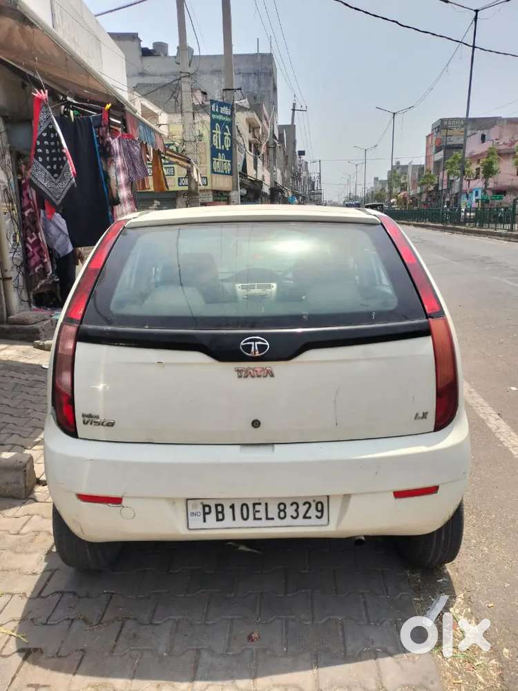 Tata Indica Vista 2015 Diesel 88000 Km Driven Urgent Sale