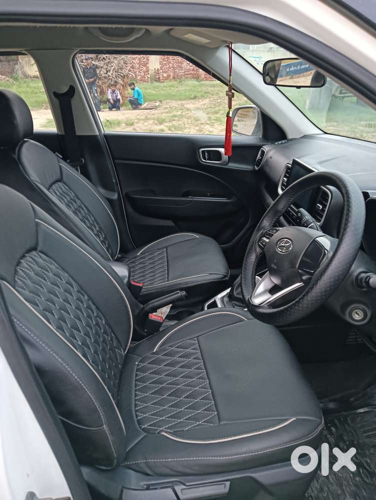 Hyundai Venue 1.2 S Plus, 2022, Petrol