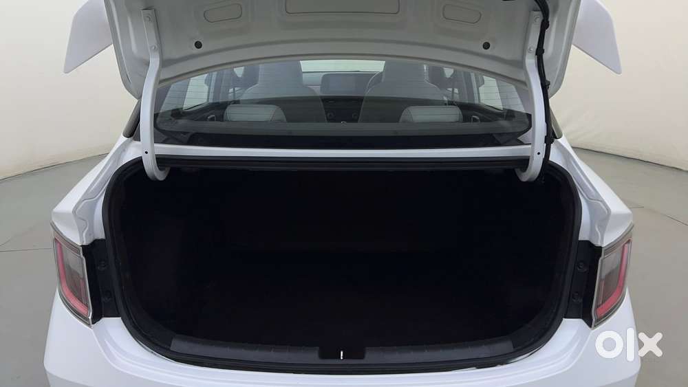 Hyundai Aura Sx 1.2 (o) Petrol, 2024, Petrol