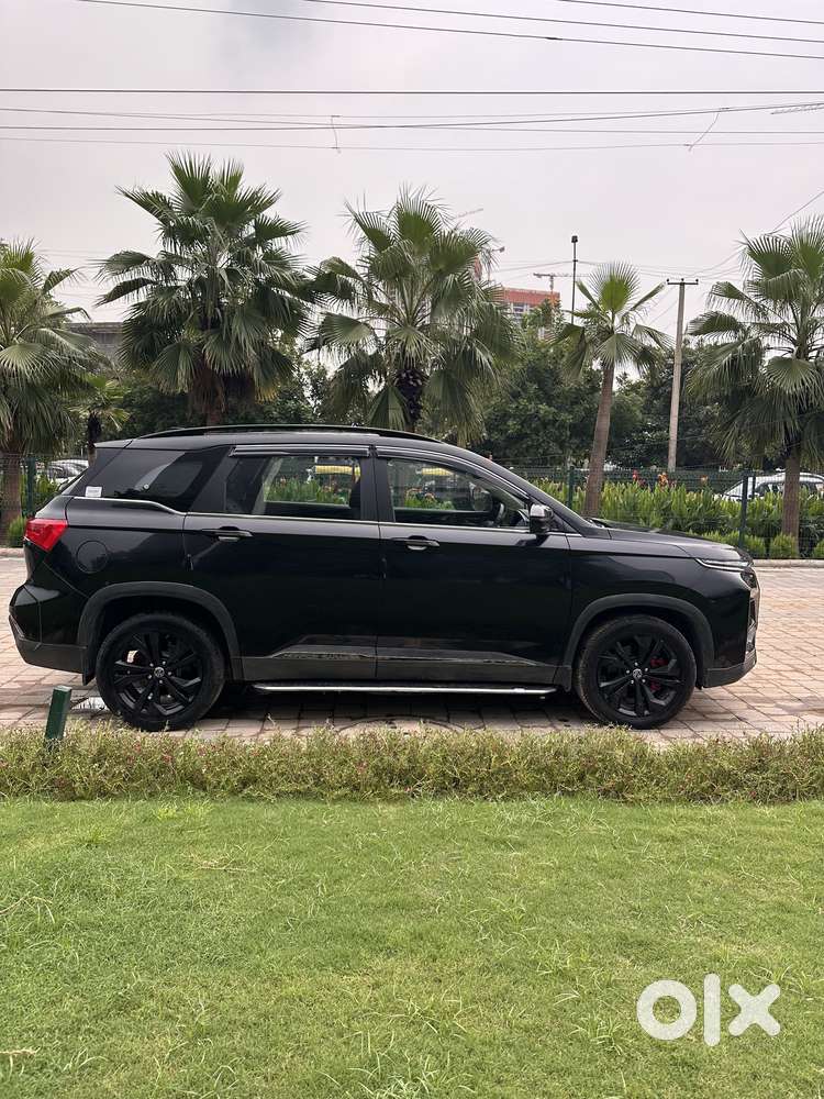 Mg Hector Blackstorm Cvt, 2025, Petrol