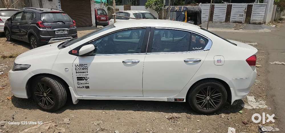 Well Maintained Honda City Ivtec With New Tyres