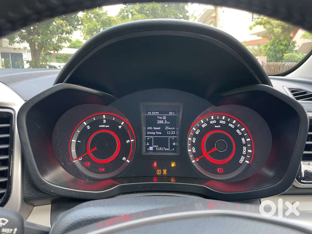 Mahindra Xuv300 W8 Diesel, 2023, Diesel
