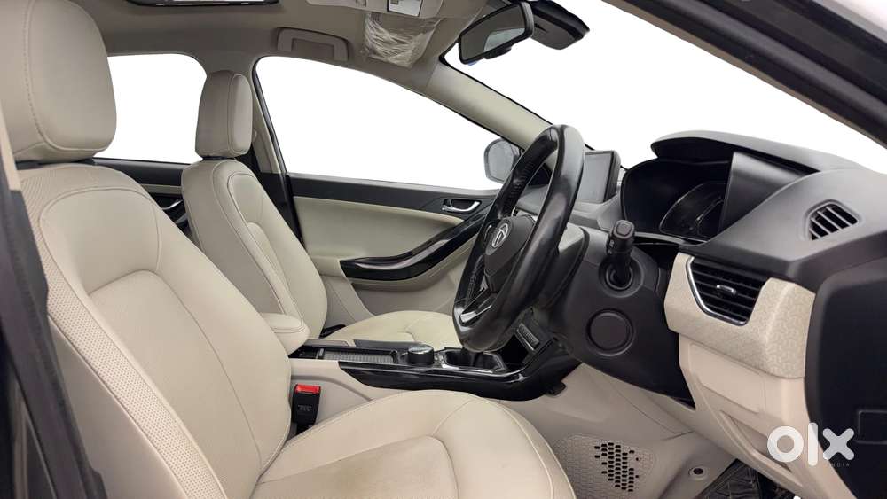 Tata Nexon 1.2 Revotron Xz Plus Premium, 2022, Petrol
