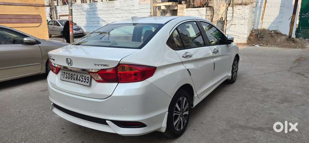 Honda City 1.5 V 4th Gen I-vtec Mt, 2018, Petrol