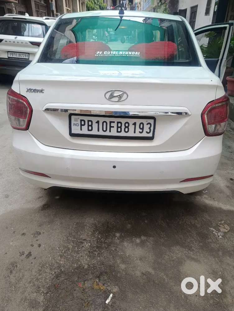 Hyundai Xcent 0215