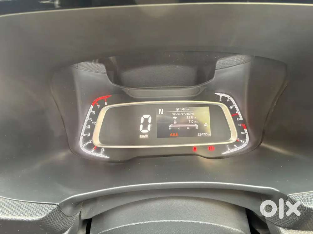 New Condition Kia Sonet Petrol Automatic Sale Urgent