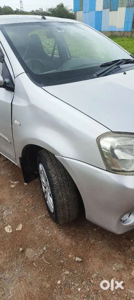 Toyota Etios G Exclusive 2011