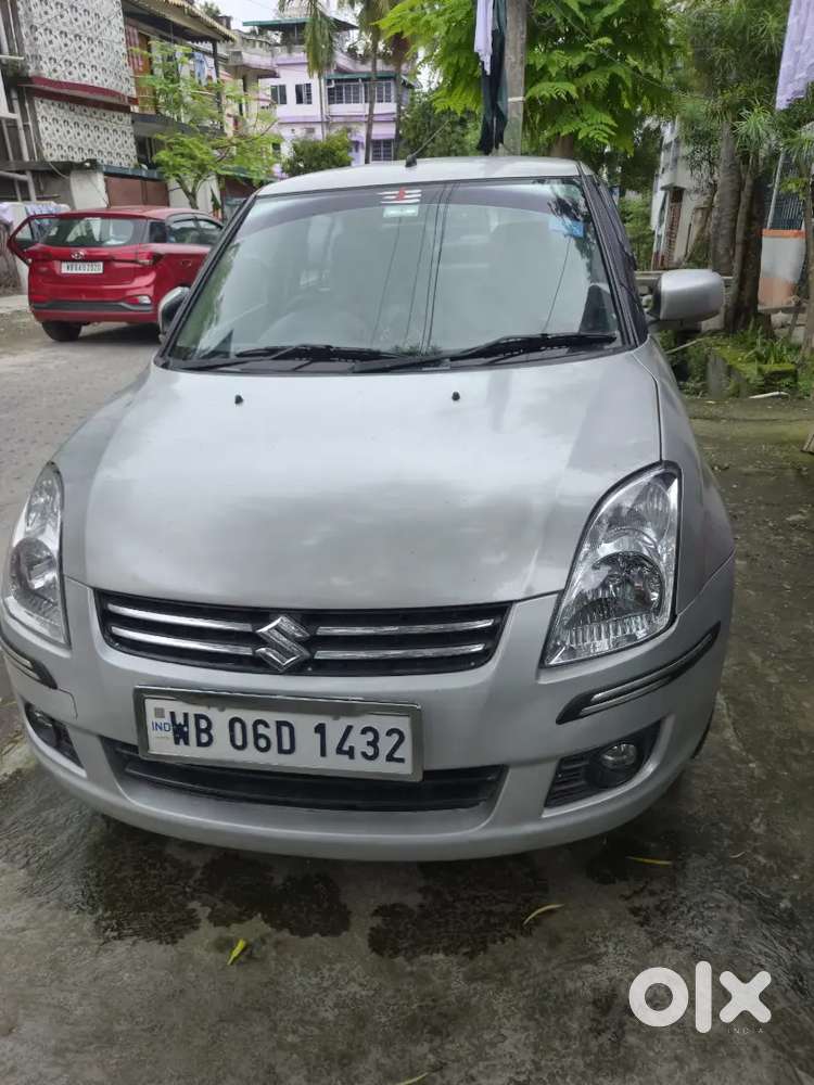 Maruti Suzuki Dzire 2010 Petrol 72500 Km Driven