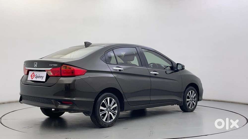 Honda City 1.5 V 4th Gen I-vtec Mt, 2022, Petrol