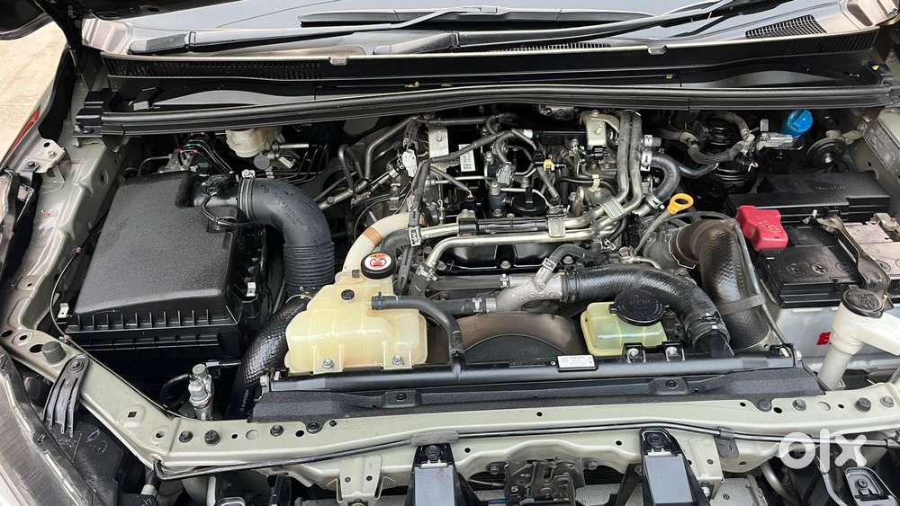 Toyota Innova Crysta 2.4 G Mt 7 Str, 2022, Diesel