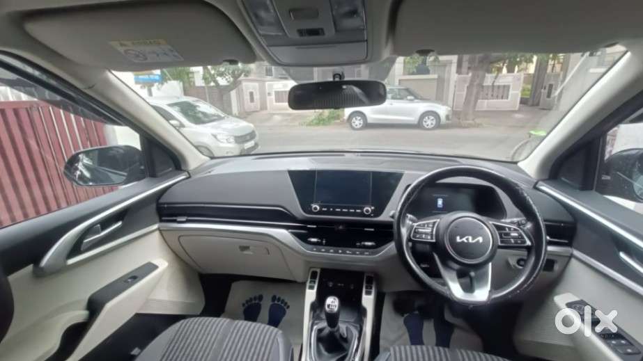 Kia Carens 1.4 Prestige 7 Str, 2024, Petrol