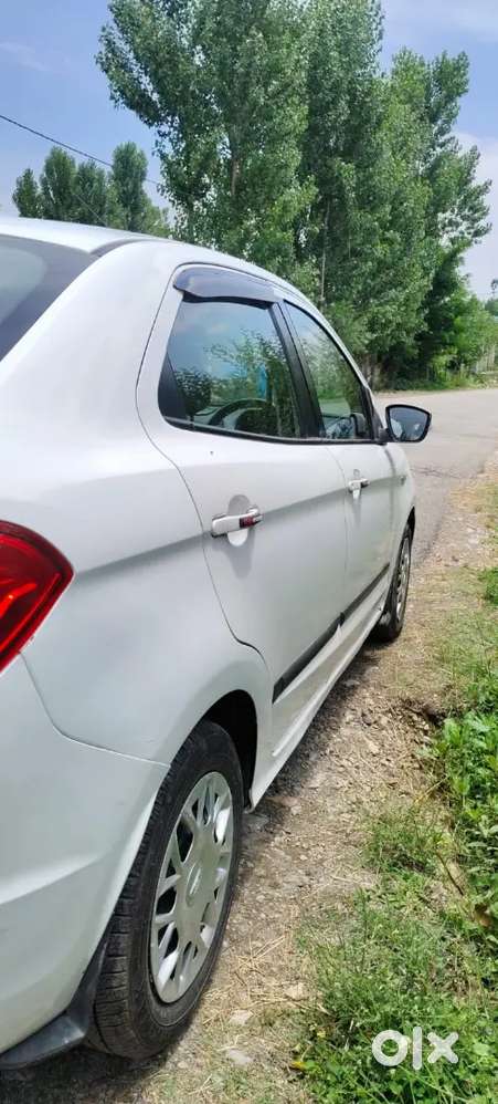 Ford Figo Aspire 2016 Petrol 84000 Km Driven