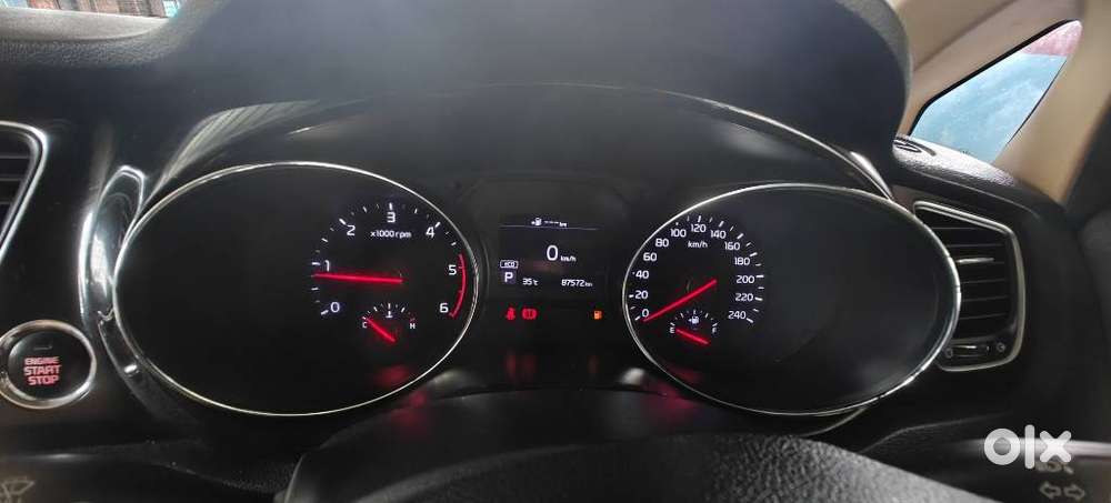 Kia Carnival Prestige, 2021, Diesel