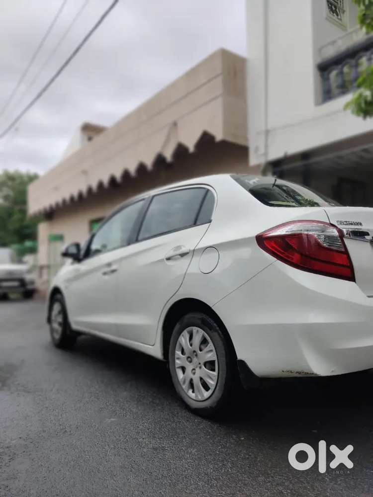 Honda Amaze 2016 Petrol Well Maintained