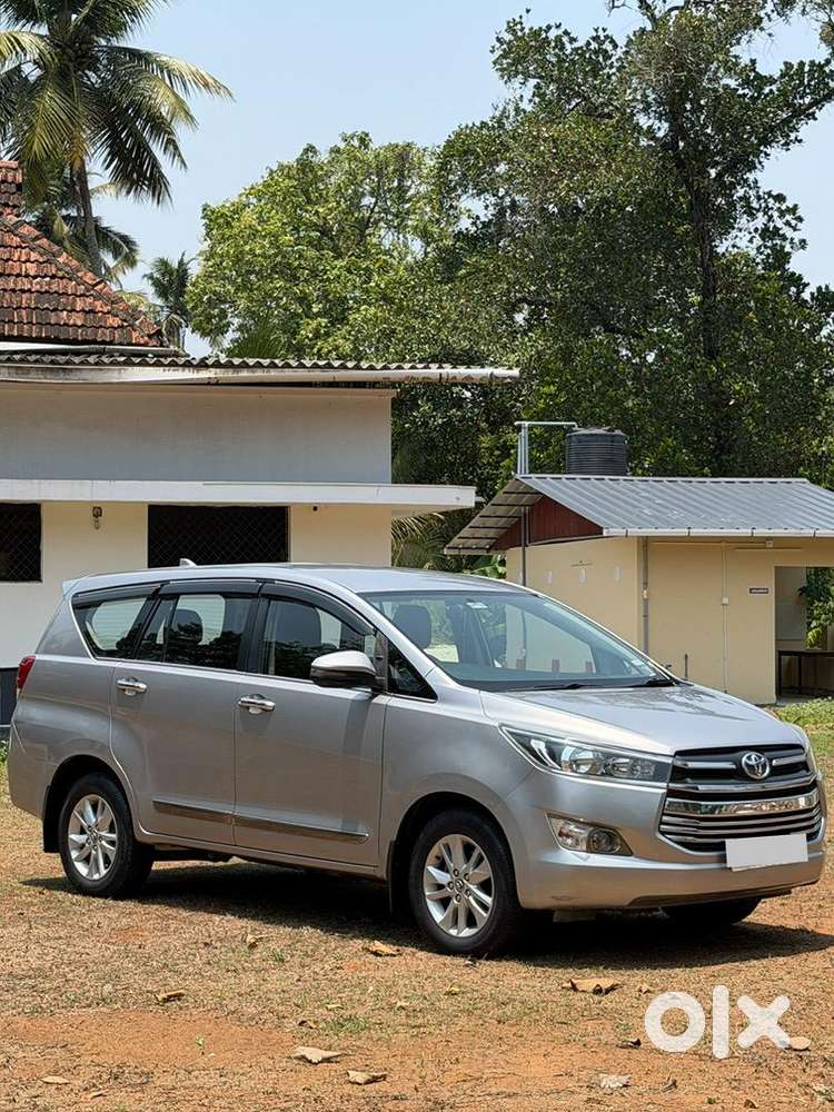 Toyota Innova Crysta 2019