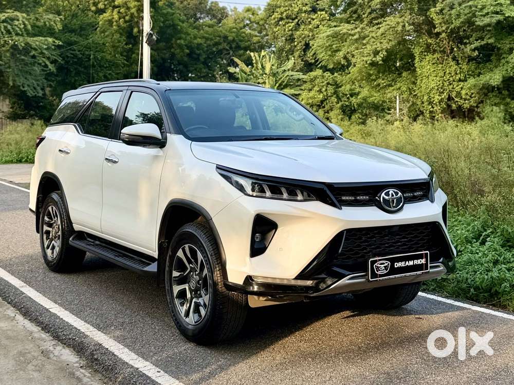 Toyota Fortuner Legender 4x2 At 2.8, 2025, Diesel