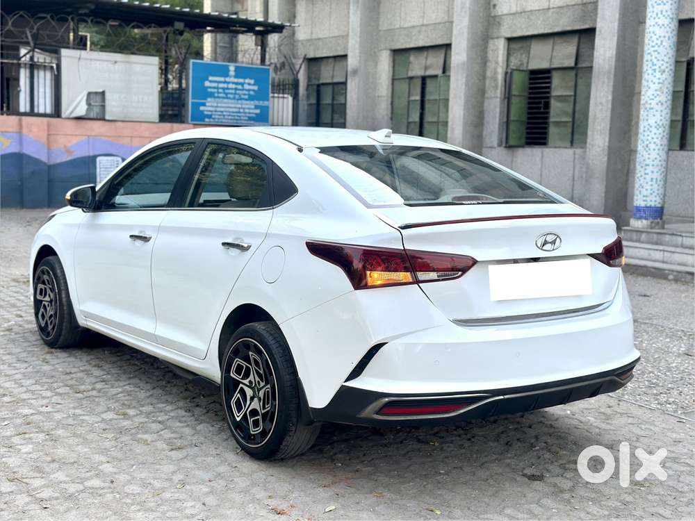 Hyundai Verna 1.5 Sx Petrol Mt, 2020, Petrol