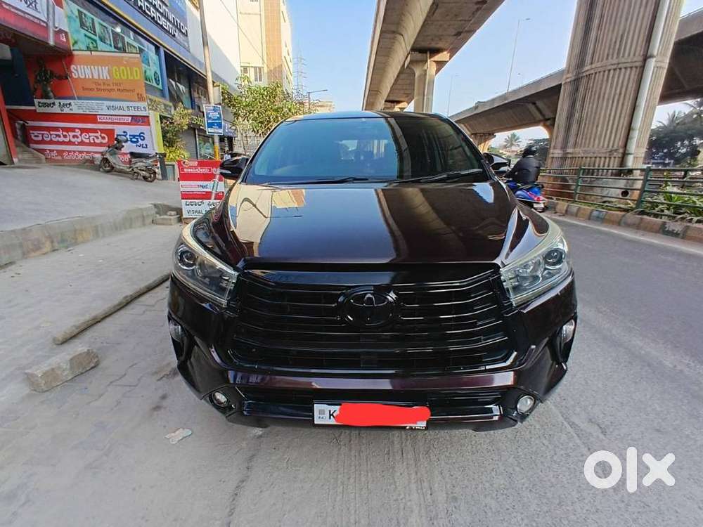 Toyota Innova Crysta 2.4 Vx Mt 8s, 2016, Diesel