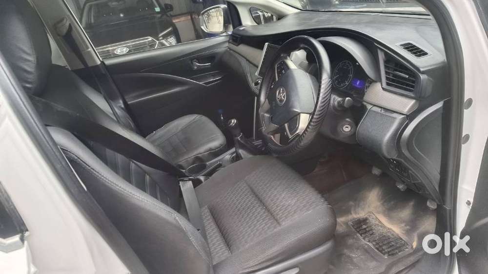 Toyota Innova Crysta 2.4 G Mt 7 Str, 2021, Diesel