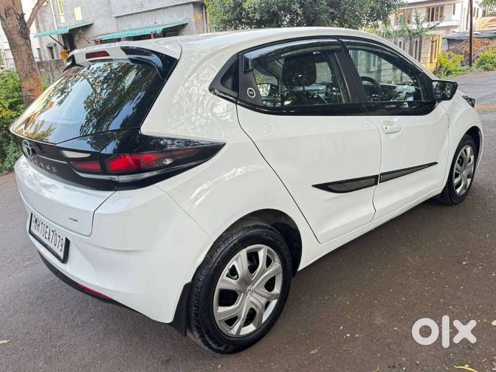 Tata Altroz Xm Plus Icng, 2023, Cng & Hybrids