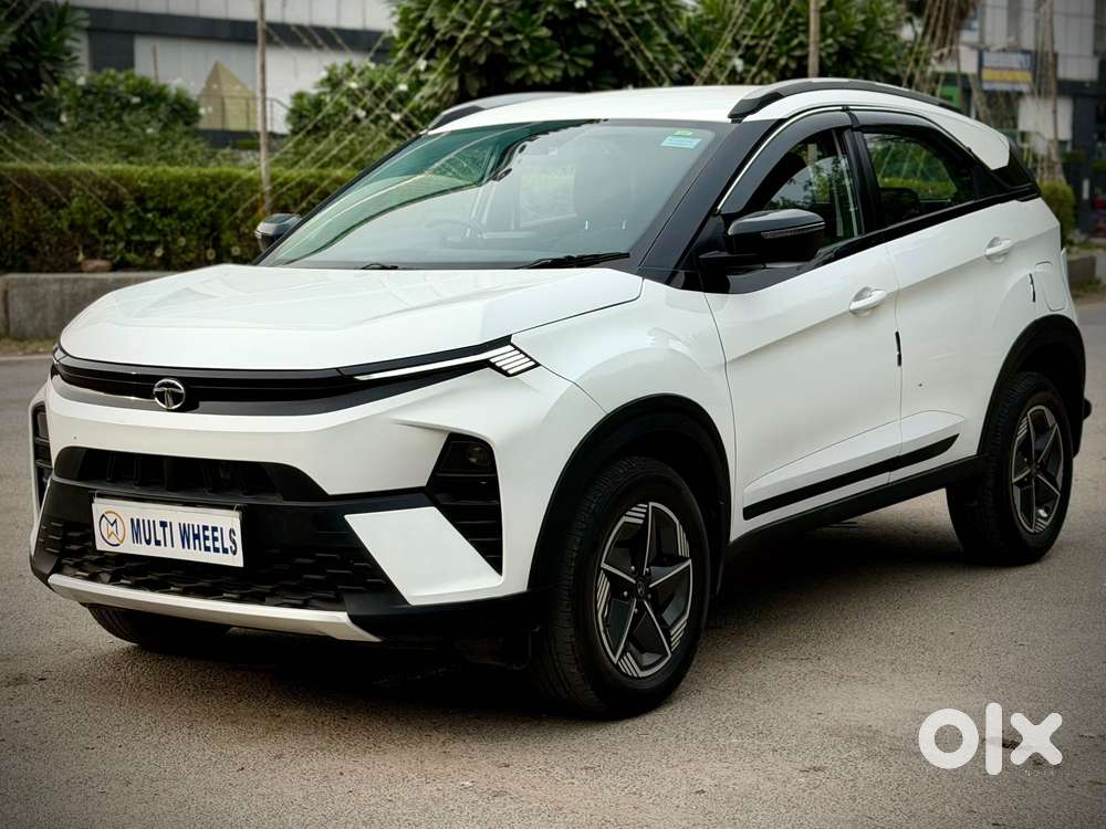 Tata Nexon Creative Plus 1.2 Revotron Petrol 6 Amt, 2023, Petrol