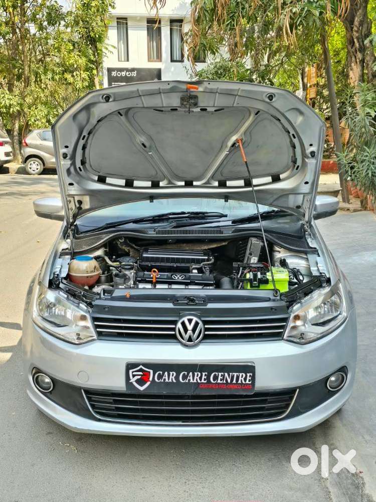 Volkswagen Vento 2010-2013 Petrol Highline, 2011, Petrol