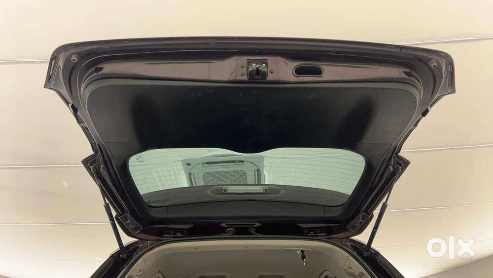 Toyota Innova Crysta 2.4 G Plus Mt 8 Str, 2019, Diesel