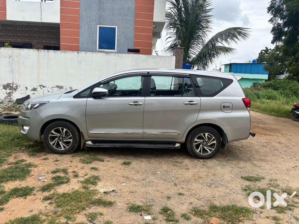 Toyota Innova Crysta 2024 Diesel 31000 Km Driven