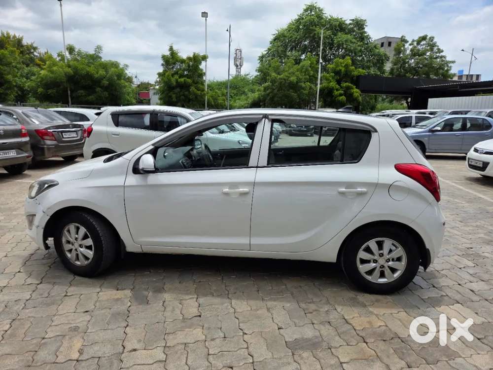 Hyundai I20 Sportz 1.2 Bs-iv, 2014, Petrol