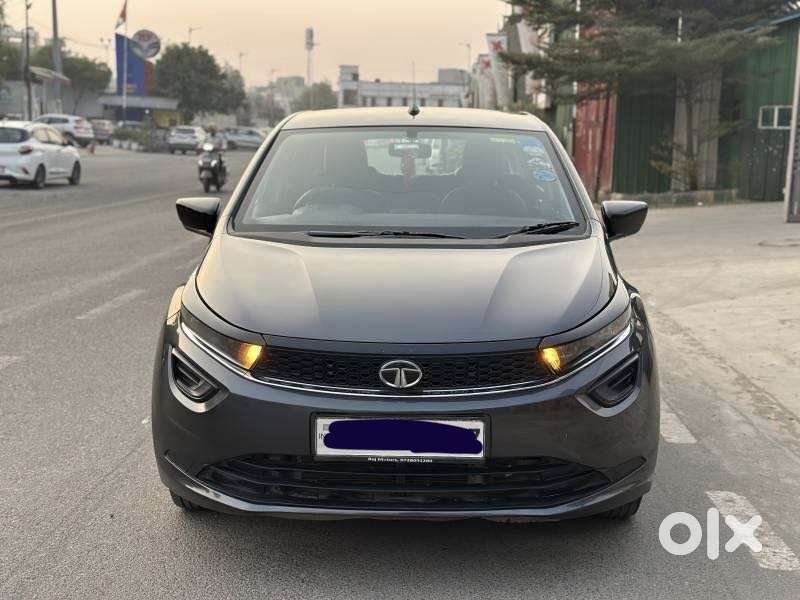 Tata Altroz 1.2 Xe, 2021, Petrol