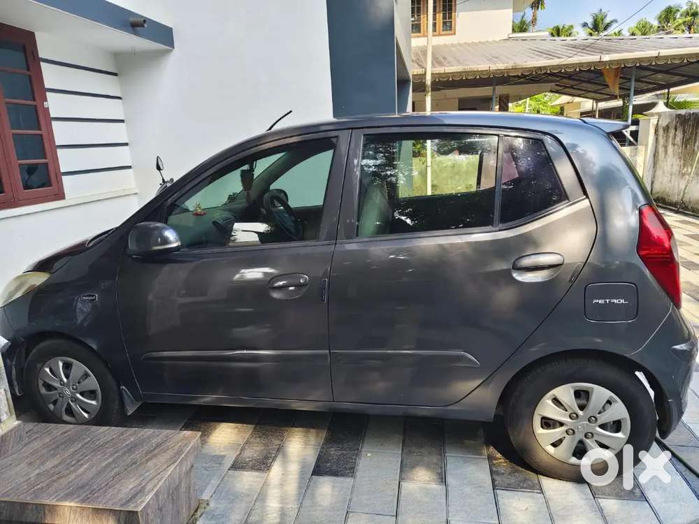 Hyundai I10 Sportz Petrol 2010
