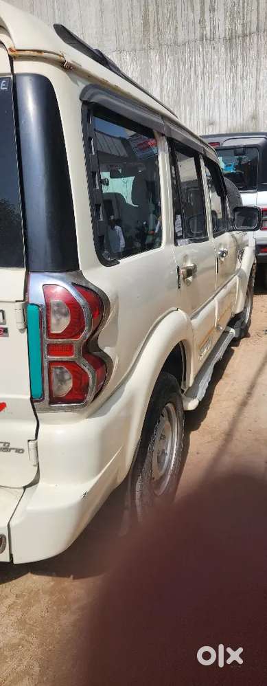 Mahindra Scorpio 2.2 2020 Diesel Manual