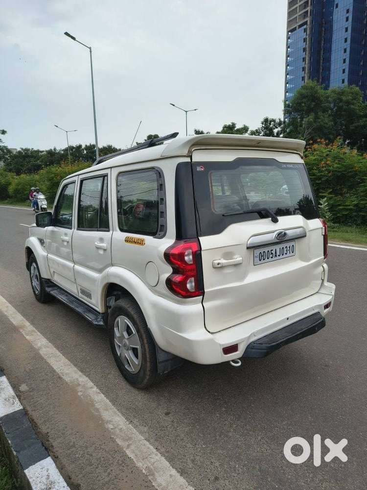 Mahindra Scorpio 2.2 S7 7 Str, 2018, Diesel