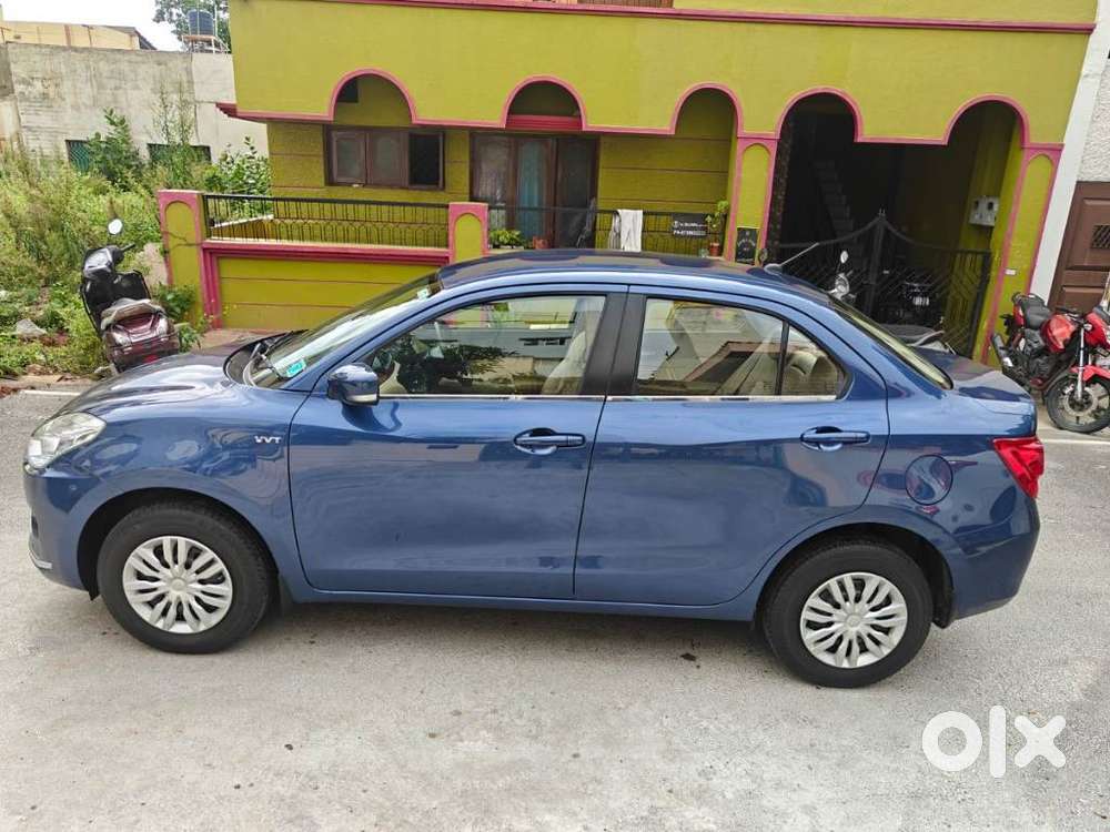Maruti Suzuki Swift Dzire 1.2 Vxi Bsiv, 2017, Petrol