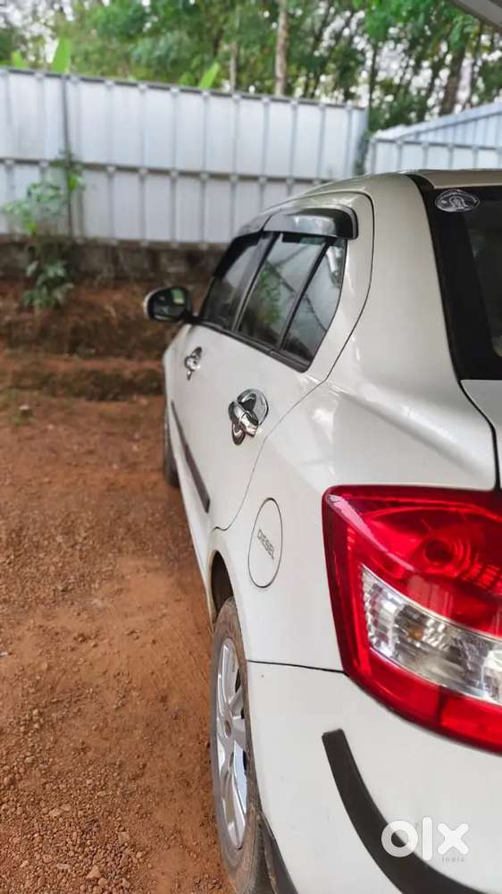 Maruti Suzuki Swift Dzire 2012 Diesel 134668 Km Driven